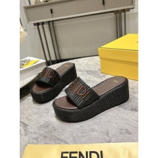 Fendi Slippers